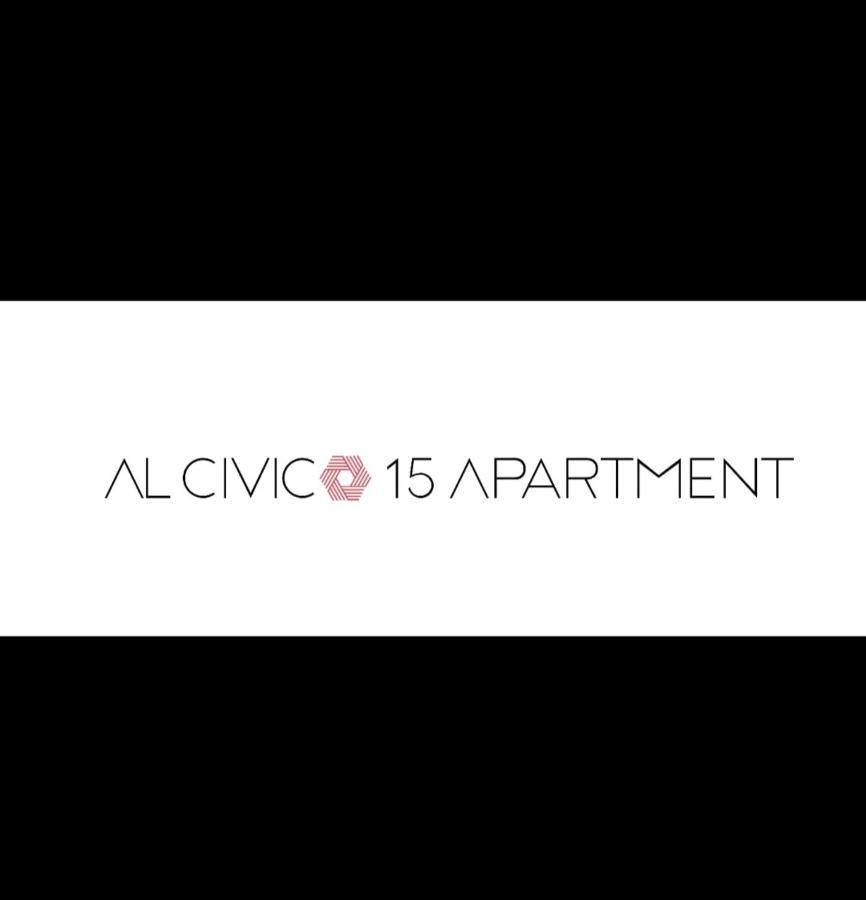 Al Civico 15 Apartment サレルノ エクステリア 写真